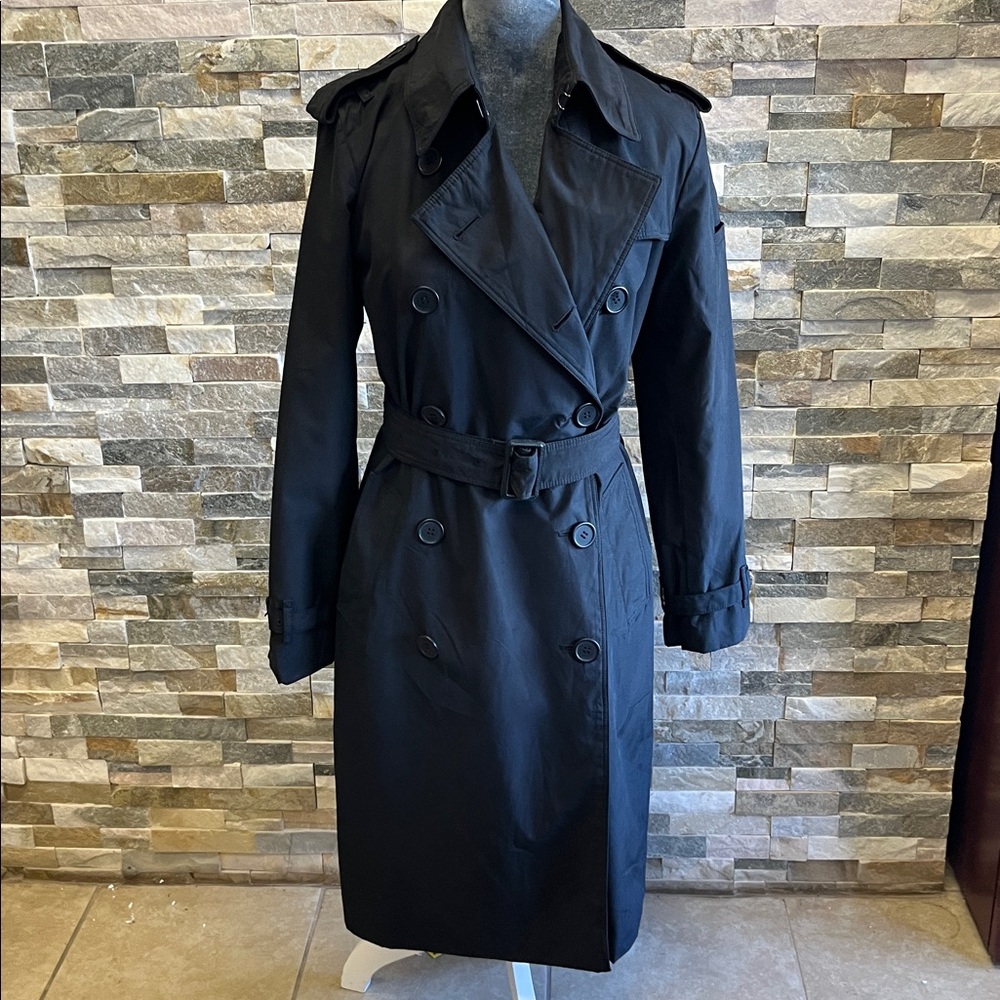 Norma Kamali Elegant Black Trench Coat